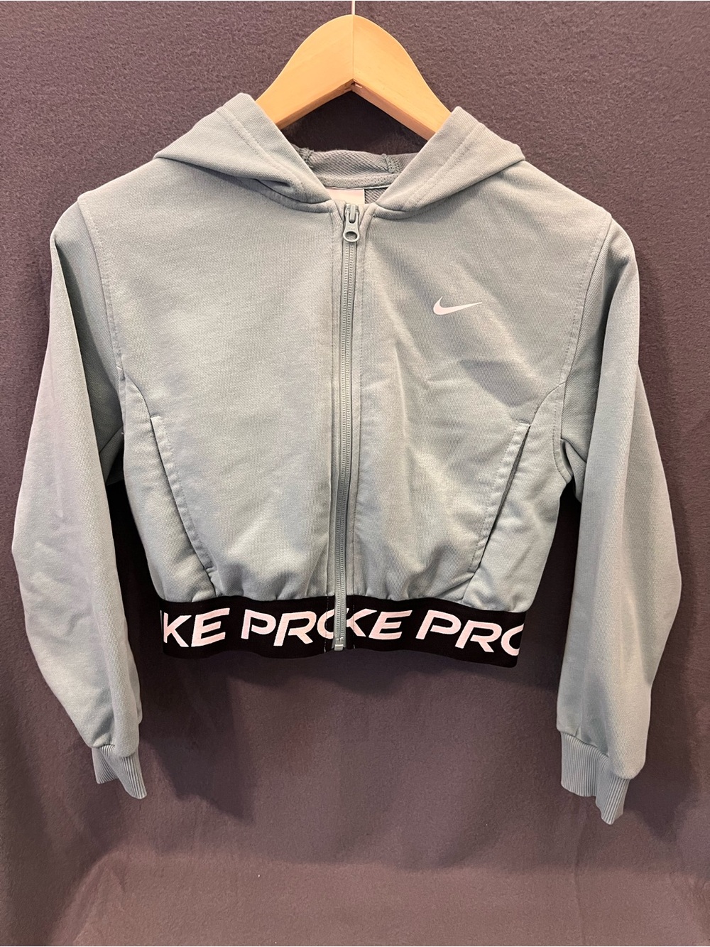 Girls Nike Pro Dri-Fit zip up hoodie size medium